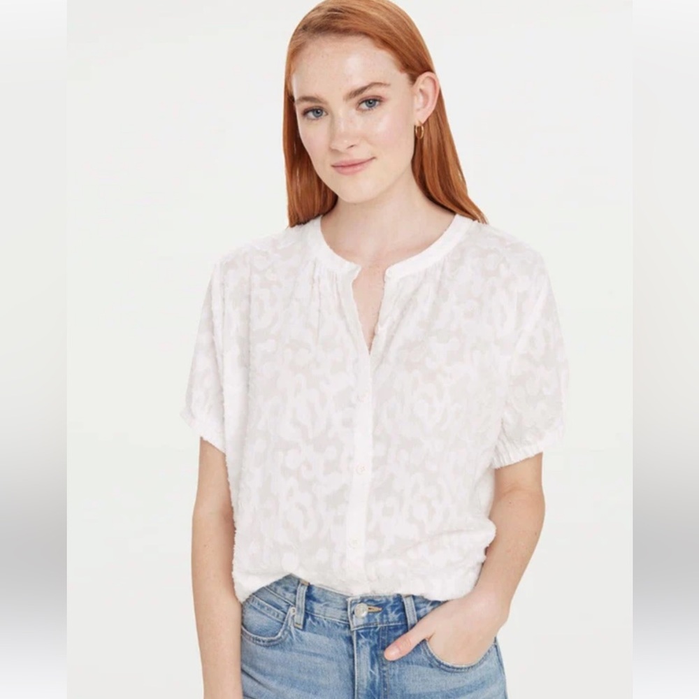 Splendid NWT Button Front Blouse.